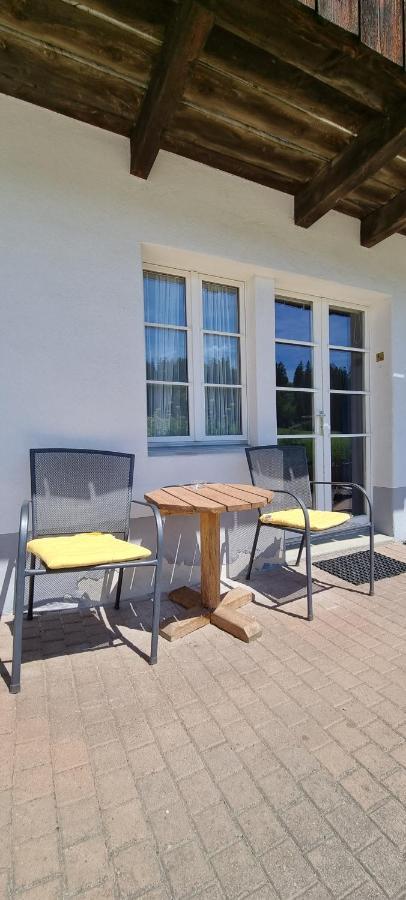 Miramont Horse Trekking Hostel Saicourt Екстериор снимка