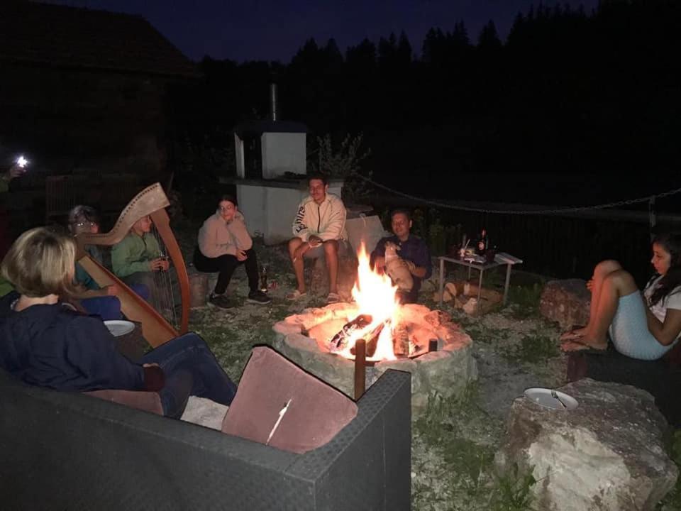 Miramont Horse Trekking Hostel Saicourt Екстериор снимка